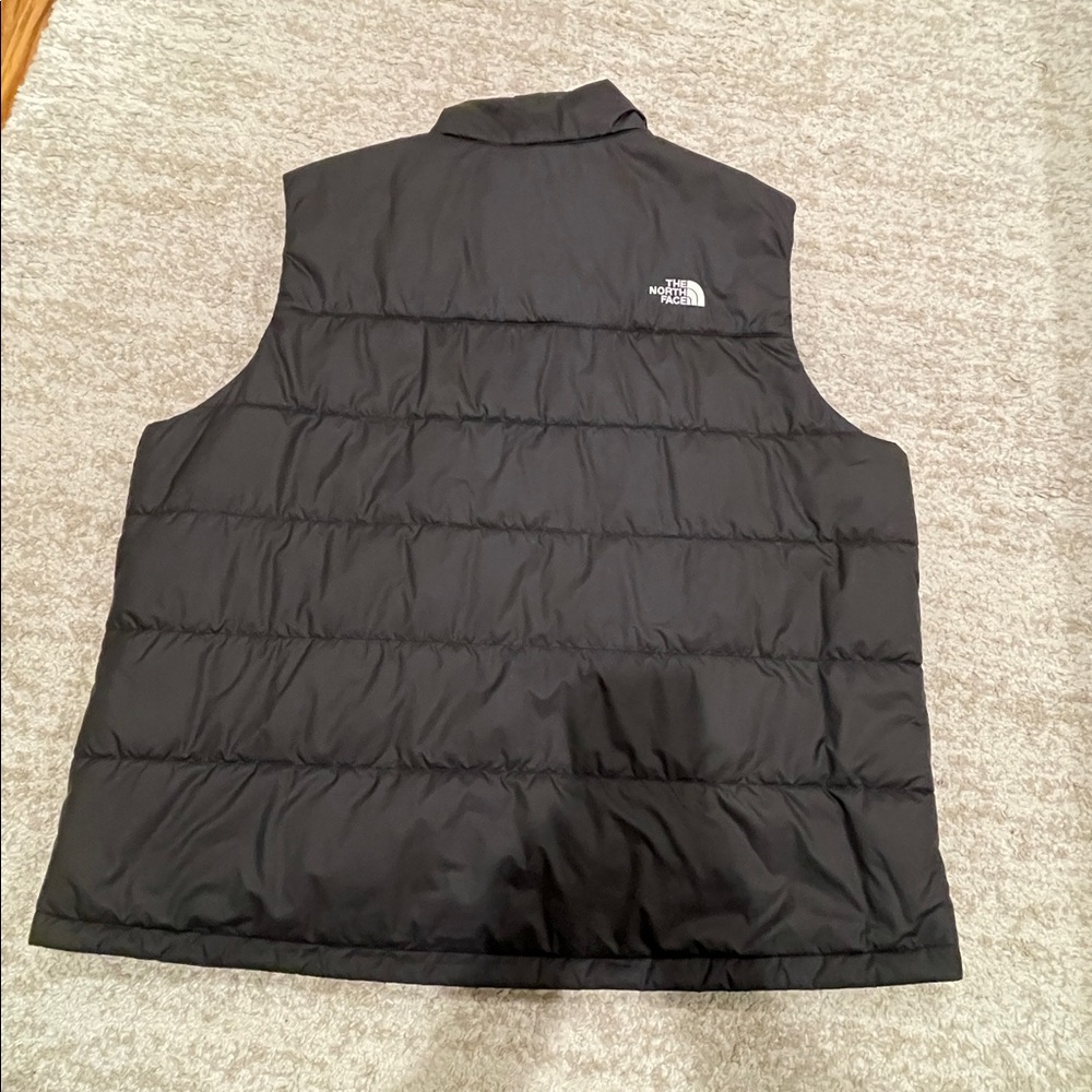 The North Face Women's Everyday Insulated Vest Size 2X - Picture 8 of 15